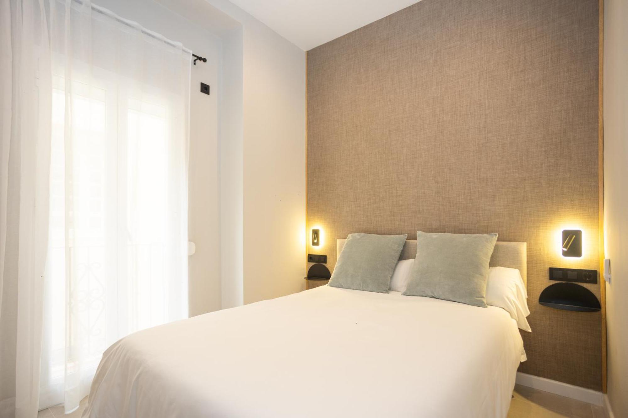 Chinitas Urban Rooms Малага Екстериор снимка