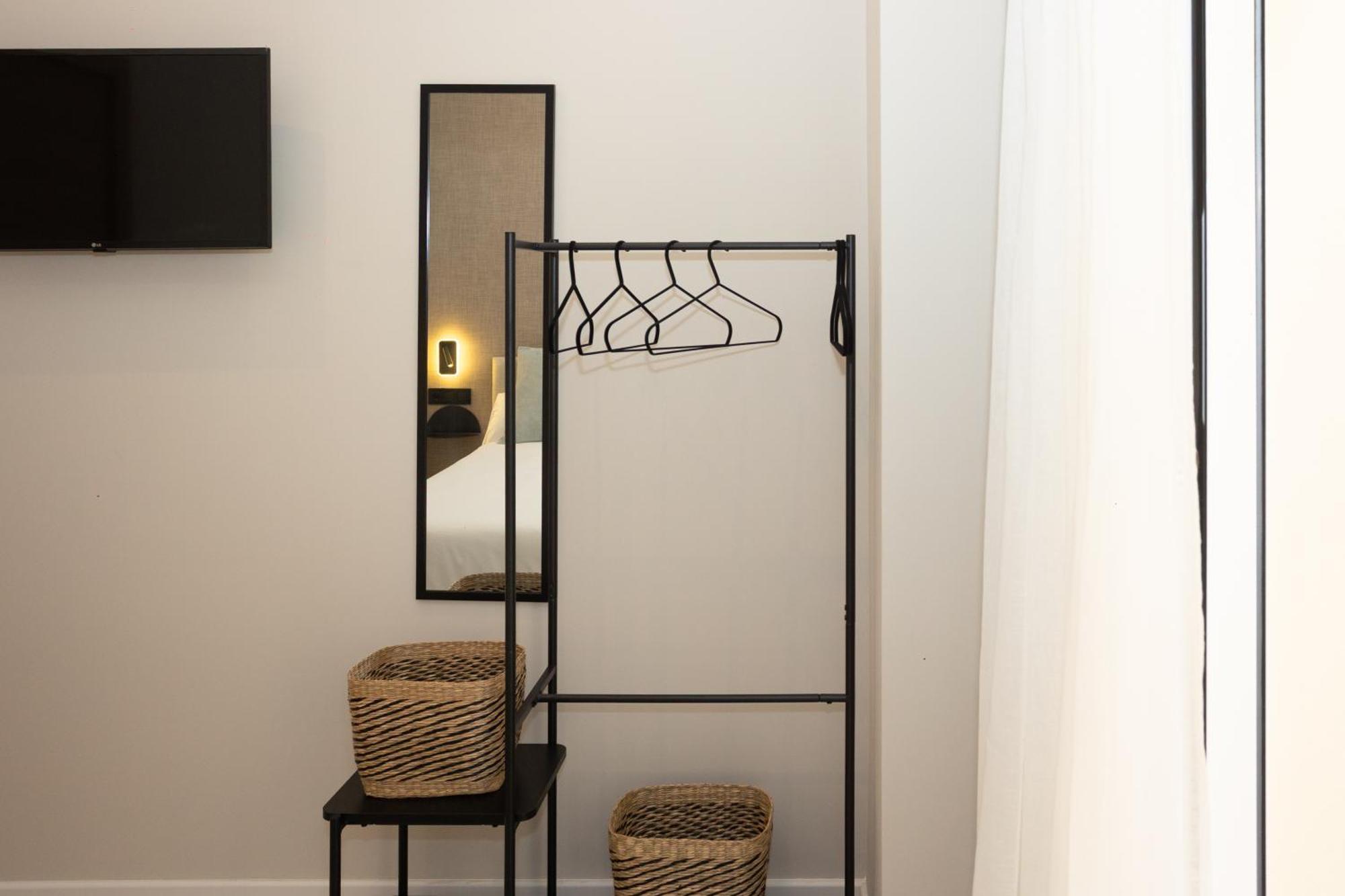 Chinitas Urban Rooms Малага Екстериор снимка