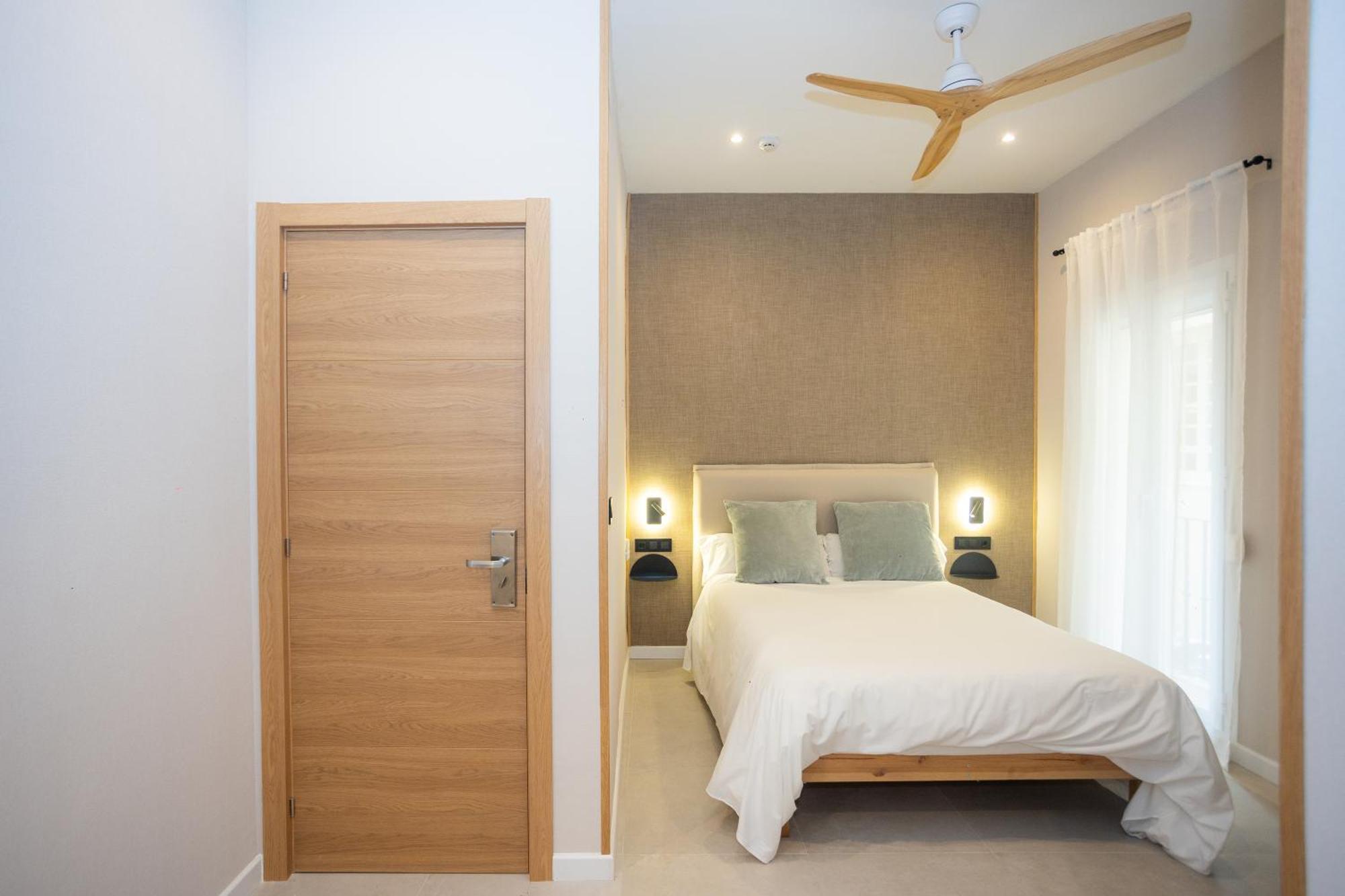 Chinitas Urban Rooms Малага Екстериор снимка