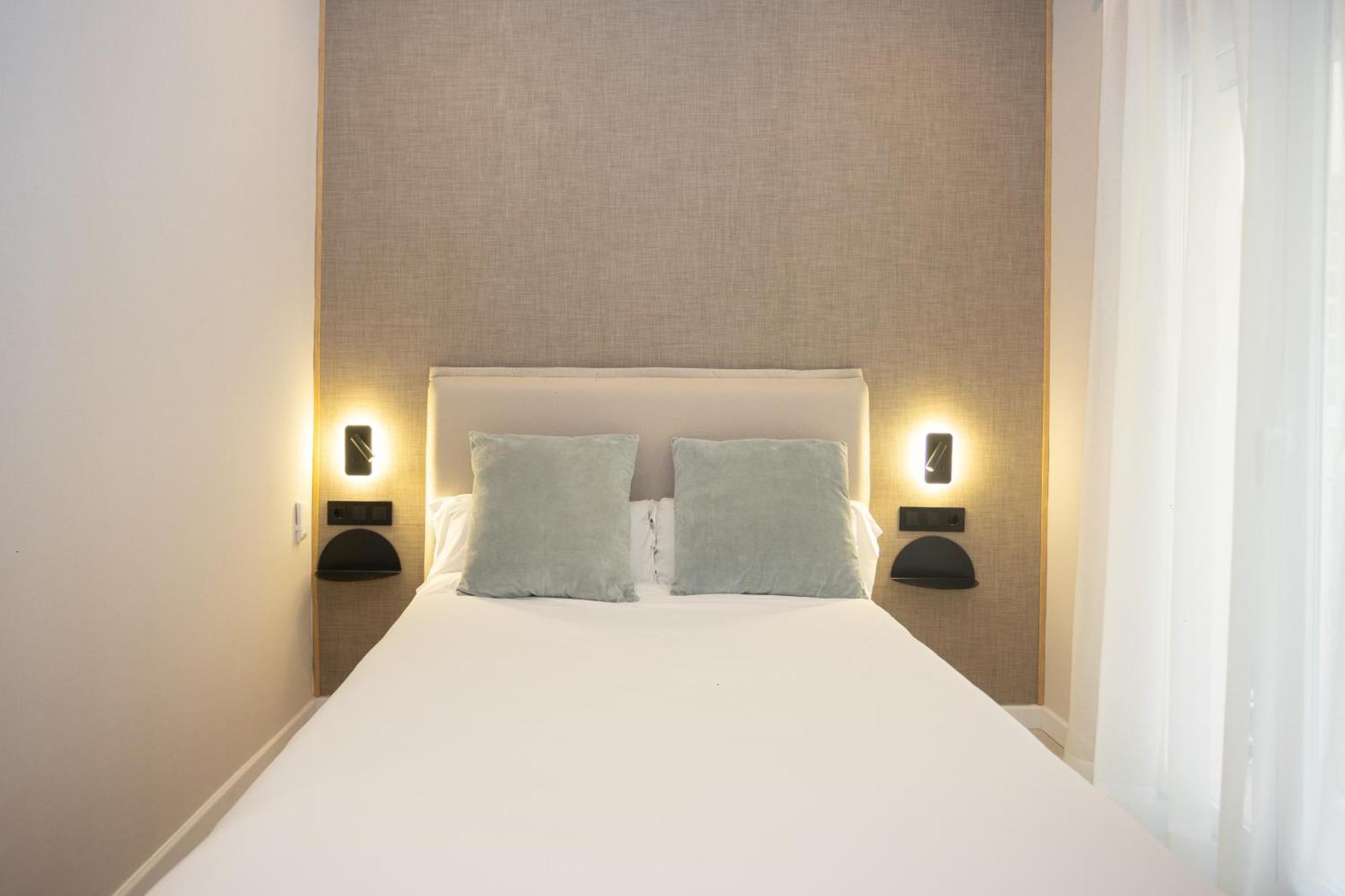 Chinitas Urban Rooms Малага Екстериор снимка