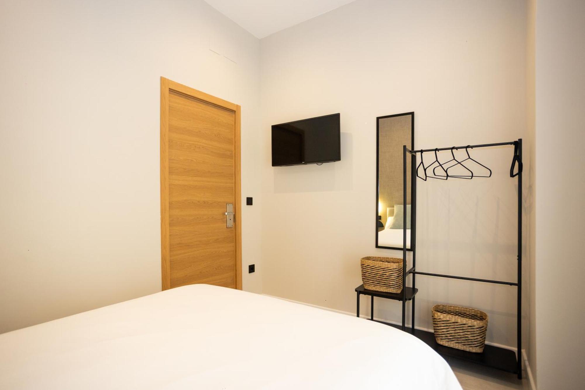 Chinitas Urban Rooms Малага Екстериор снимка
