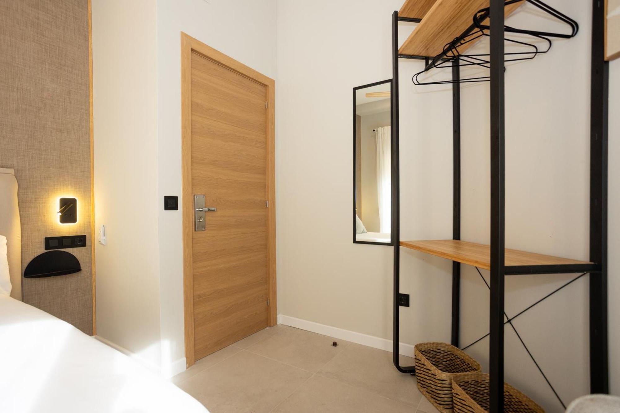 Chinitas Urban Rooms Малага Екстериор снимка